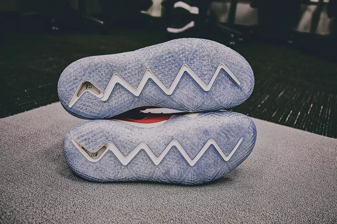 九游体育官网入口-冲刺阶段亚冠传出新动向，波士顿凯尔特人外线爆发，管理层表态：更衣室稳定，细节决定成败的简单介绍