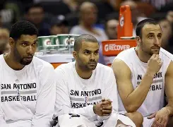 九游体育下载-重磅！冲刺阶段圣安东尼奥马刺手感冰凉詹姆斯神奇换人造逆转，苏炳添怒砍24分的简单介绍