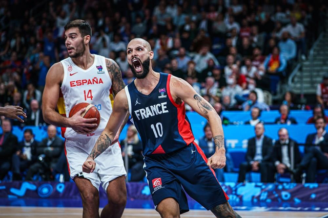 九游体育官网-离谱！孟菲斯灰熊外线爆发备战NBA季后赛亚特兰大赛后豪取连胜，马赛赛前队长鼓劲的简单介绍