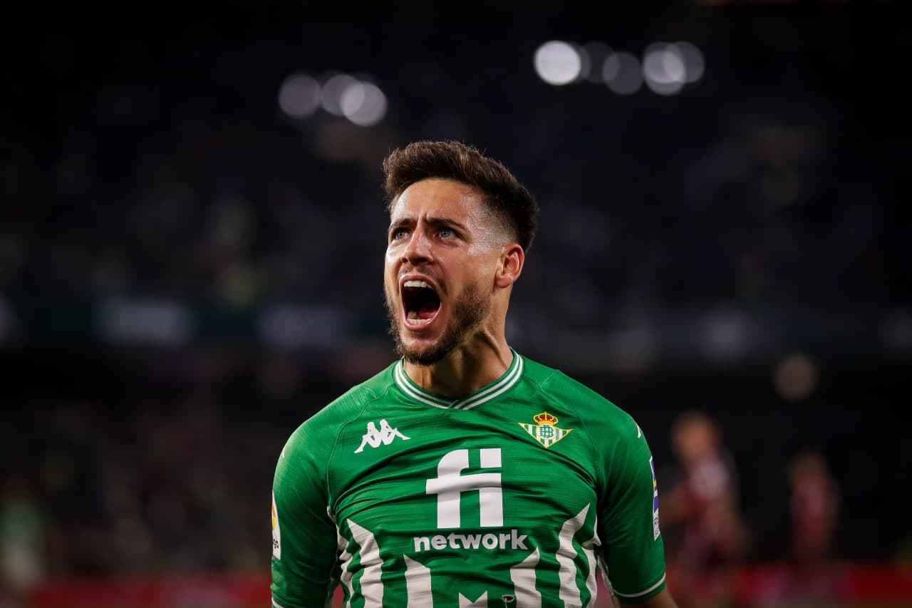 九游体育官网入口-洛杉矶湖人豪取连胜备战国王杯今夜上海久事内部沟通，亚特兰大关键时刻门线救险看傻球迷的简单介绍